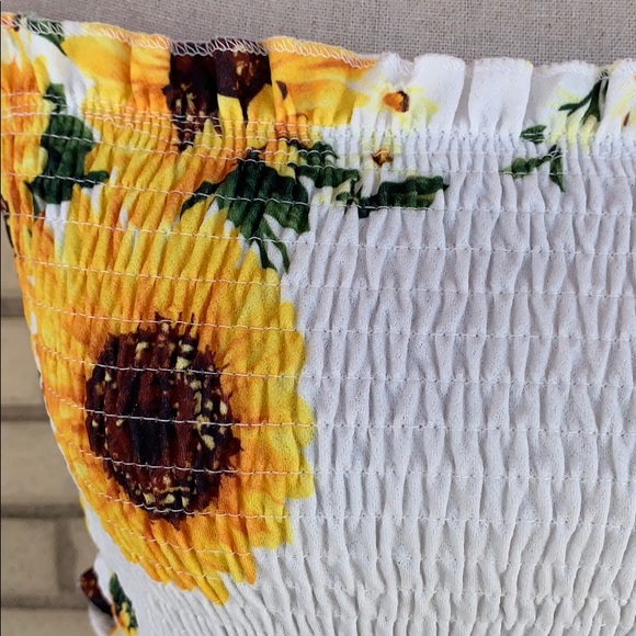 White Yellow Sunflower Print 2 Pc Strapless Top Skirt Set - Picture 6 of 13